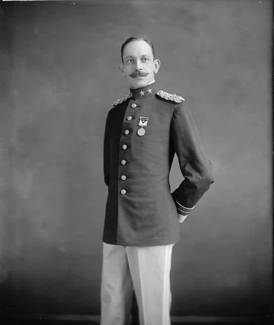 José Francisco Martí Zayas Bazán .22 de noviembre 1878 22 de octubre